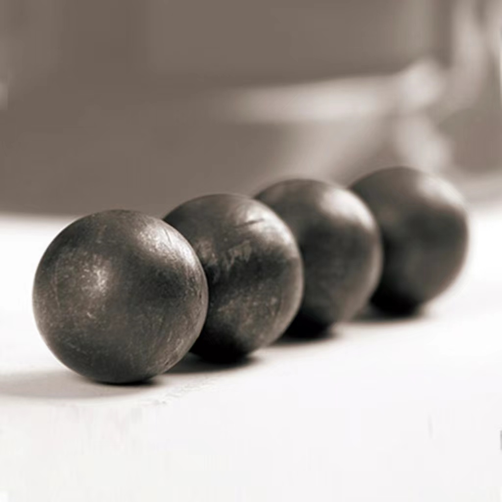 O bal de aço forjado